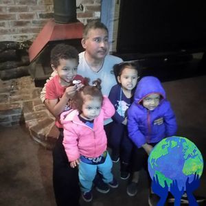 Meet your Posher, Lee